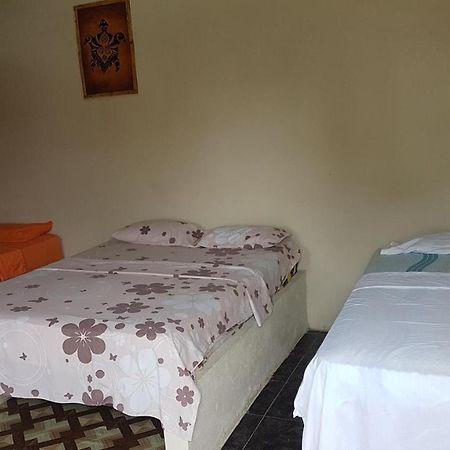 Montanita Garden Hostal ภายนอก รูปภาพ