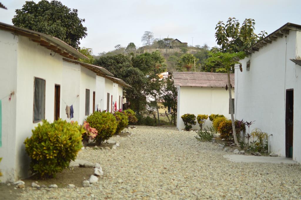 Montanita Garden Hostal ภายนอก รูปภาพ